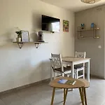 Les Locations Cinaureva « Le Petit Nid De L'argentiere » * La Londe-les-Maures